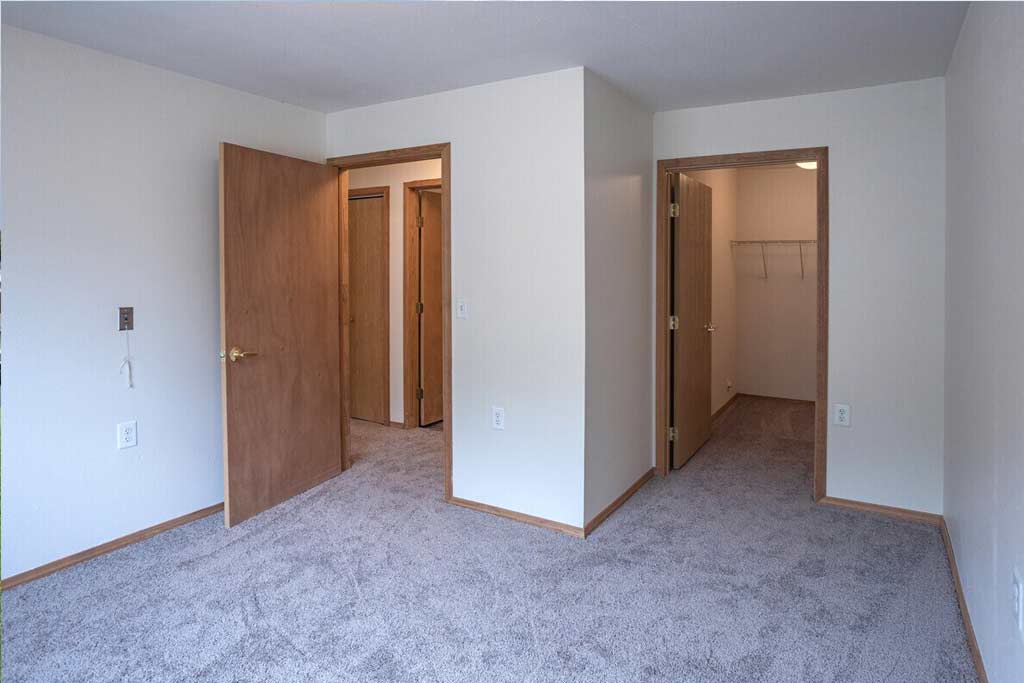 Wyndam Place Senior Apartments Gallery Explore Interior and Exterior